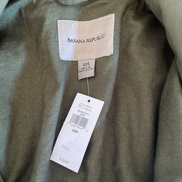 Banana Republic Cargo Coat. Probably a woman size small. - Picture 2 of 4